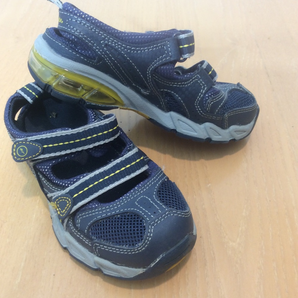 Stride Rite Sandal sneakers used